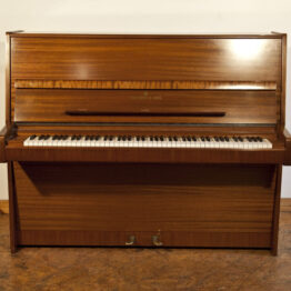 Steinway Modell V Klavier